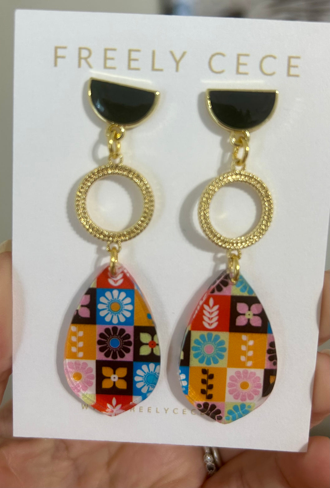Black Folk Flower Dangle