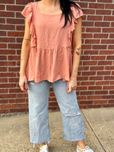 Load image into Gallery viewer, Textured Peplum Top
