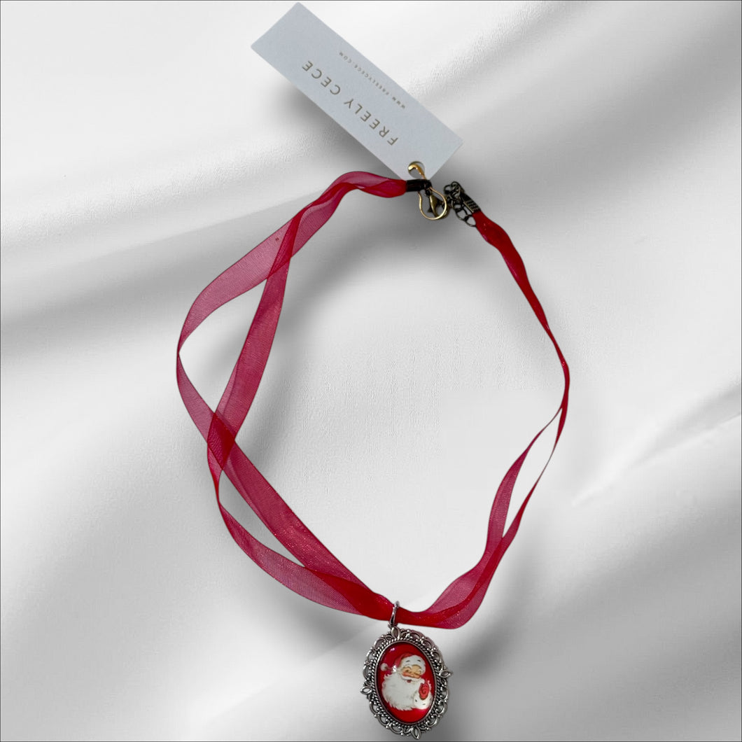 Santa Ribbon Necklace